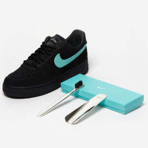 Tiffany & Co. x NIKE AF1 + Accessories